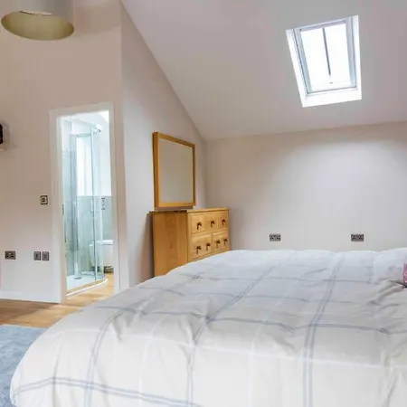 Wensleydale Halls Apartment *